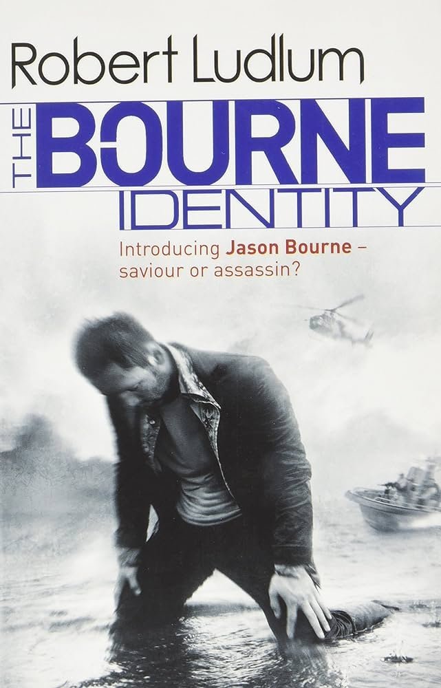 THE BOURNE IDENTITY - ROBERT LUDLUM - UNIVERSAL BOOKS