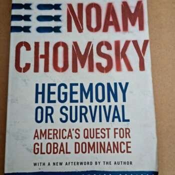 Hegemony or survival: America's Quest for Global Dominance - Noam Comsky - Bargain book